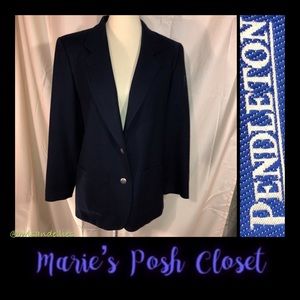 Vintage Navy Blue Blazer 💯% Wool